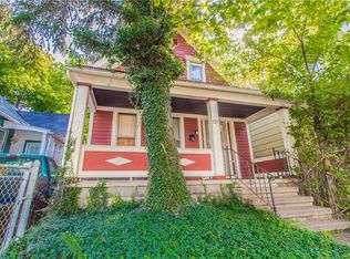 121 Greenwood Pl, Buffalo, NY 14213
