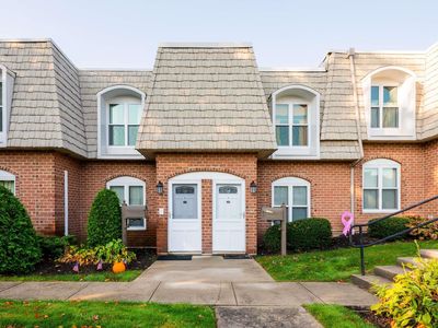 175 Main Avenue #106, Wheatley Heights, NY, 11798