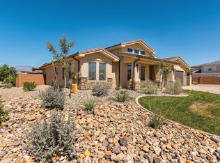 186 W Fieldhaven Dr, Washington, UT 84780