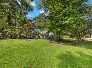 1850 Shady Creek Ln, Lawrenceville, GA 30043