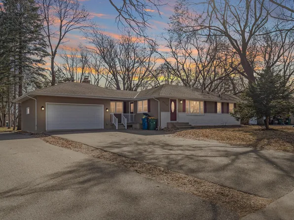 4714 Lakeview Ave N, Brooklyn Center, MN 55429