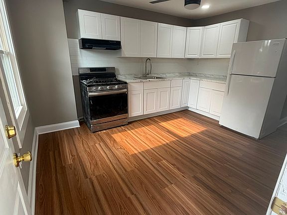 5th image of 24 Owen Ave Floor 2