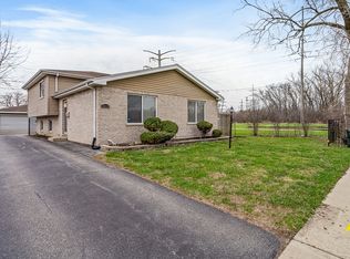 16118 Winchester Ave, Markham, IL 60428