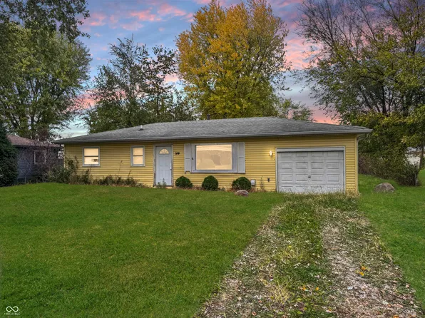144 Lewis Dr, Mooresville, IN 46158