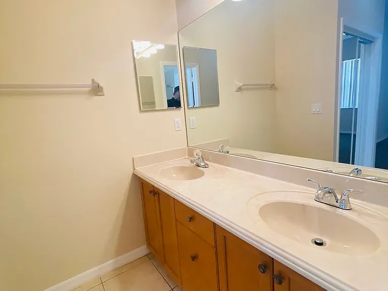 404 Cinnamon Dr — Photo 24