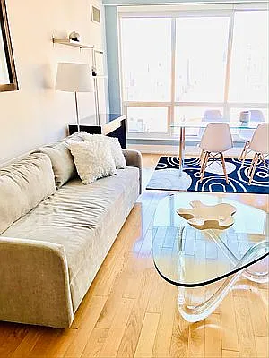 Sold by Pearl & Water LLC | media 3