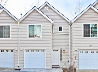 25 SW Slavin Rd APT 2, Portland, OR 97239