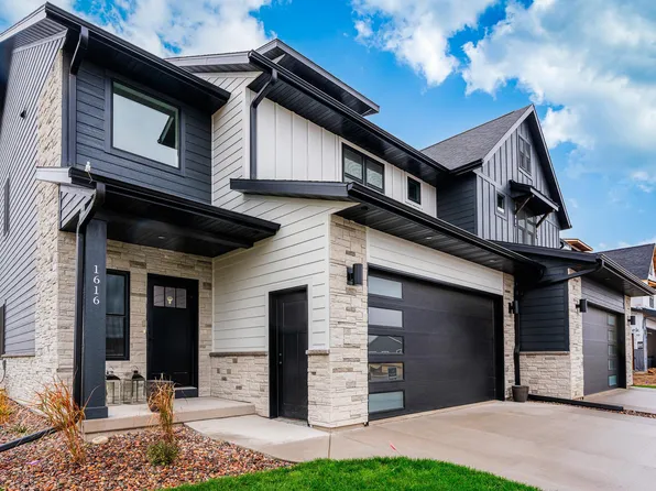 1624 Red Clover St, Holmen, WI 54636