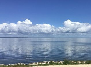 340 Bradford St, Saint George Island, FL 32328
