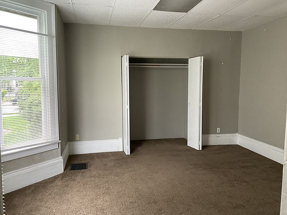 3rd image of 926 Columbia Ave APT 3