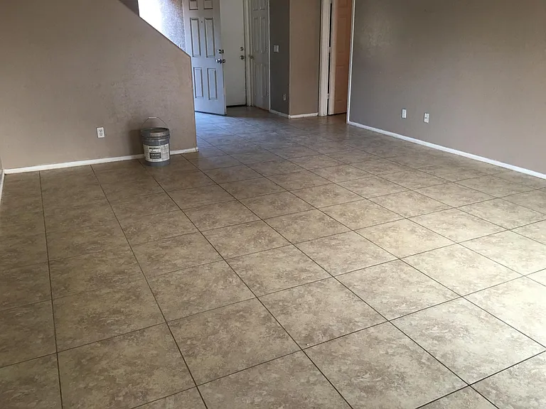 7776 N 56th Ln — Photo 69