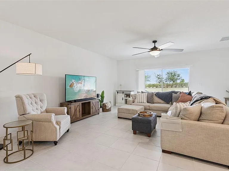 1099 Calico Pointe Cir — Photo 9