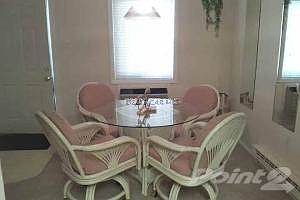 Miller dinding room