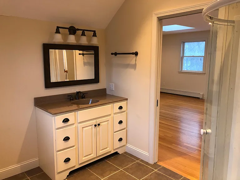 75 Wharf St — Photo 11