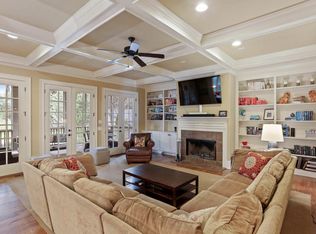 116 Spruell Springs Rd, Sandy Springs, GA 30342