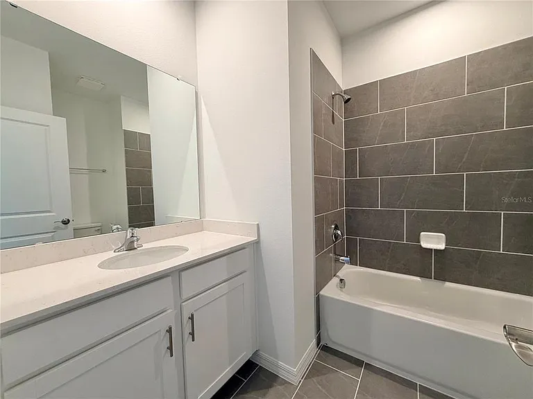 449 Belmond Dr — Photo 15