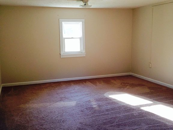 Bonus room.  Pool table?