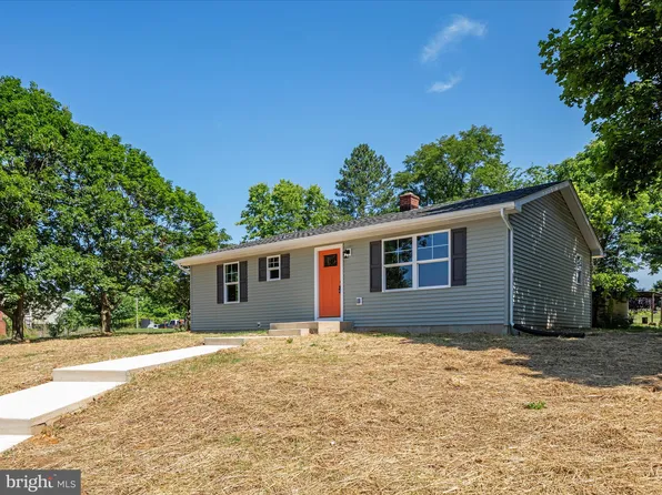 84 Elliott Dr, Martinsburg, WV 25403