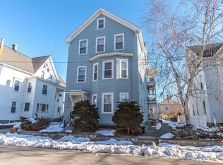 17 Hevey St, Manchester, NH 03102