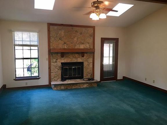 3rd image of 510 Juniper Ave