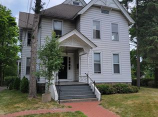 828 W South St #3, Kalamazoo, MI 49007