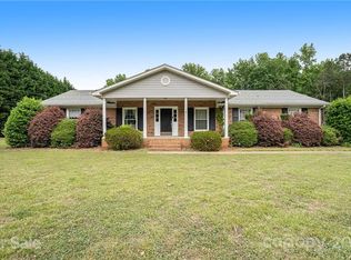 1409 Providence Rd S, Waxhaw, NC 28173