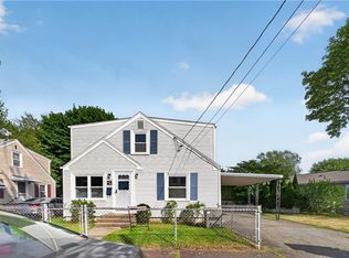 28 Hazard St, Pawtucket, RI 02860