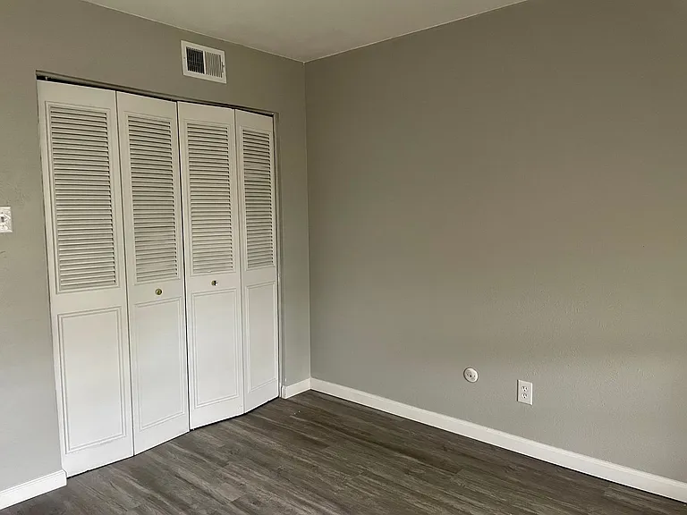 13722 Flagstone Ln — Photo 12