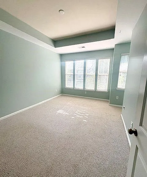 1073 Park Row N — Photo 7