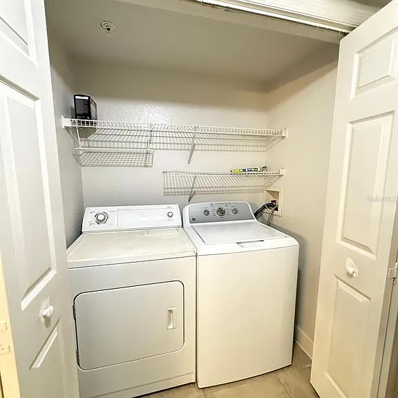 202 E South St #2038 — Photo 9