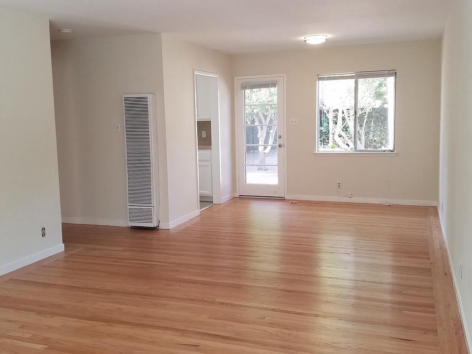Open floorplan living room