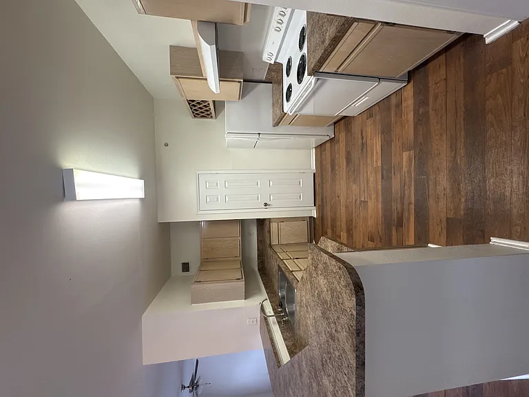 Wesley St. James Apartments at Sandy Springs — Photo 129