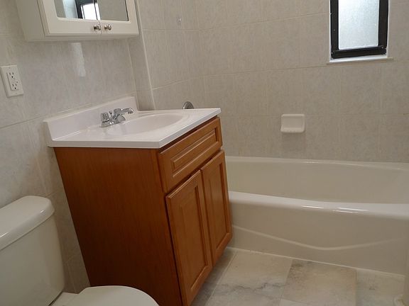 5th image of 23-84 37th St #6