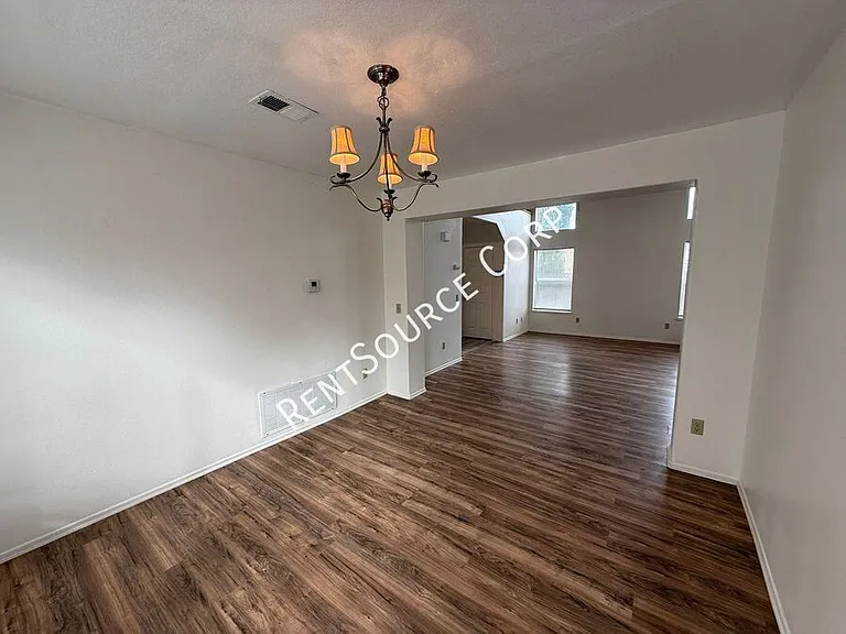 42456 Coronet Ct — Photo 7