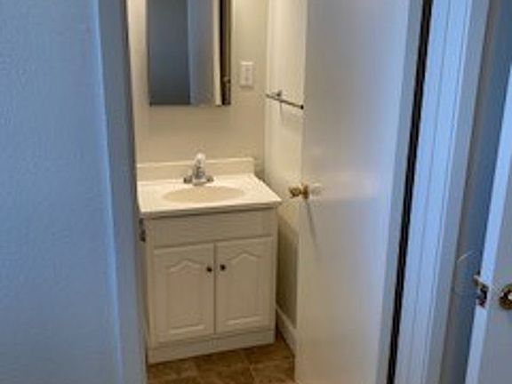 2nd image of 1119-1129 Clementina Ave #1119-F