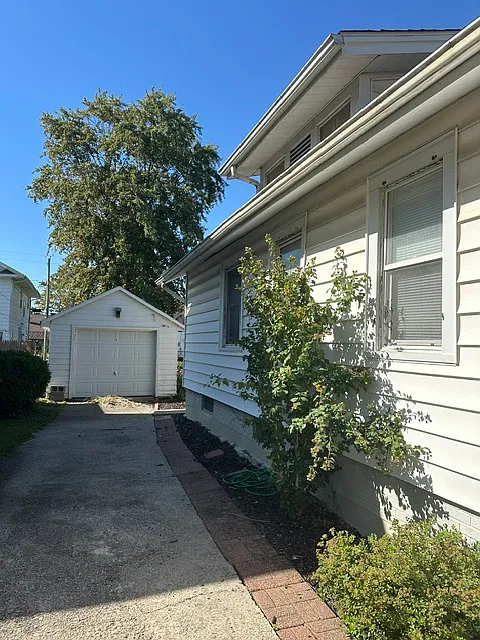 2 bed, 1237 sqft, $1,195 — Photo 2