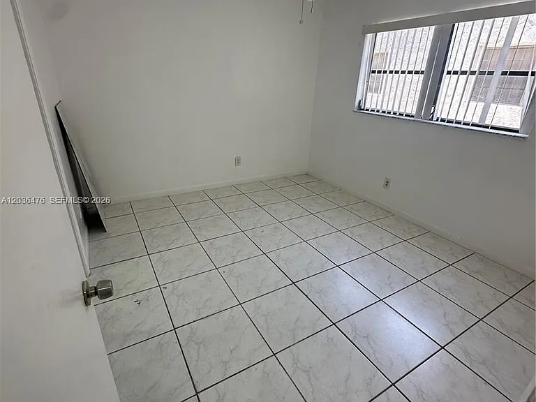 1670 Harding St #A — Photo 4