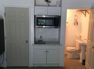2 Shadowmoss Pkwy, Charleston, SC 29414