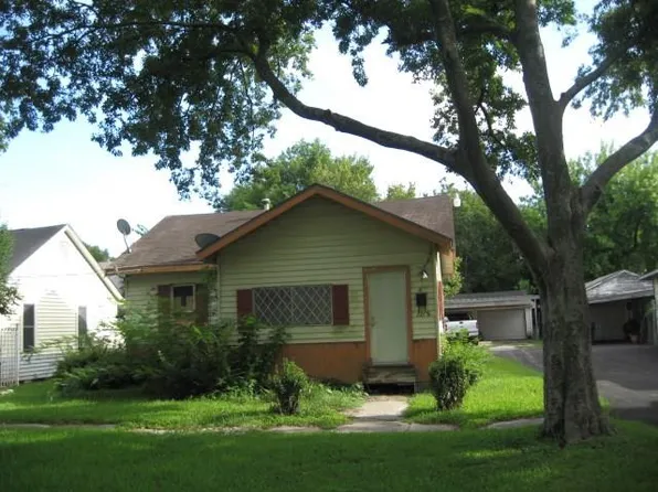 7718 E Magnolia St, Houston, TX 77012