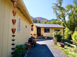 6115 Fish Hatchery Rd, Grants Pass, OR 97527