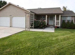 1626 W 24th Pl, Kennewick, WA