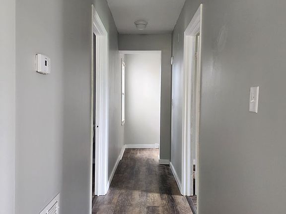 5th image of 129 Tarragona Way