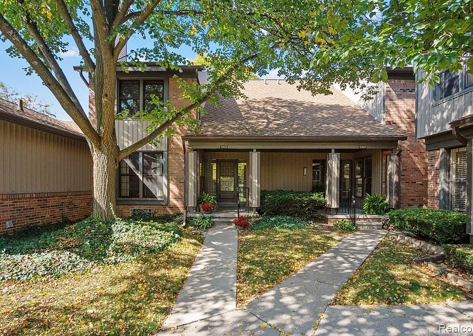 12425 Woodgate Dr, Plymouth, MI 48170 Zillow