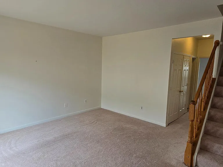2436 Old Farmhouse Ct — Photo 12