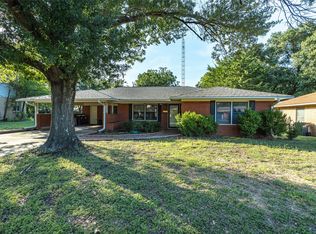 2910 College Cir, Corsicana, TX 75110