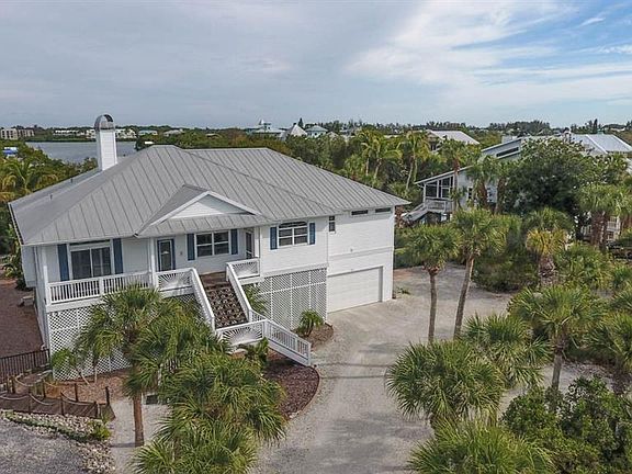 4th image of 44 Palm Dr