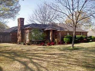 1st image of 329 Shepards Hill Dr