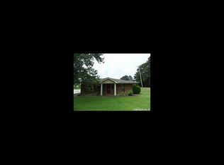262 Carriage House Dr, Jackson, TN 38305