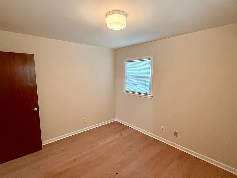 2609 Hickory Ave — Photo 12