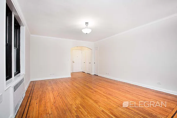 Rented by (Legacy) Elegran | media 18